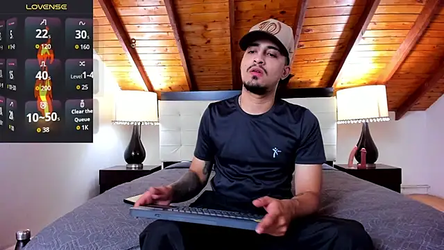 Sebastian Berne online show from November 2025 07:24:01 PM