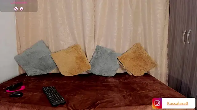 kassandra Lara online show from September 2025 02:57:01 AM