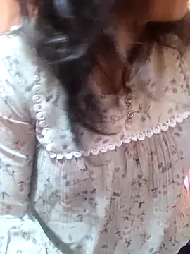 Snapshot of Your_cutiepie_ chatting on February 2025 10:51:02 AM Your cutiepie online show from February 2025 10:51:02 AM