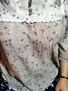 Snapshot of Your_cutiepie_ chatting on February 2025 06:26:01 PM Your cutiepie online show from February 2025 06:26:01 PM