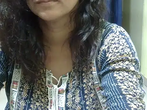 Snapshot of Your_cutiepie_ chatting on October 2025 06:50:01 PM Your cutiepie online show from October 2025 06:50:01 PM