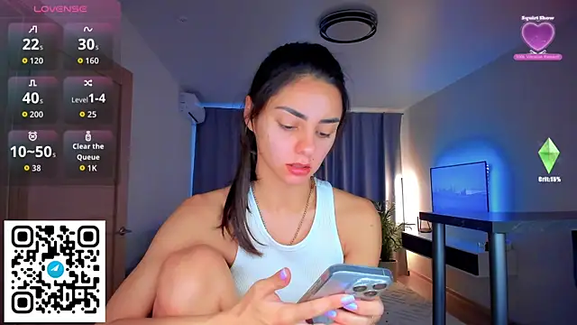 Snapshot of EmiliaZen chatting on September 2025 12:08:02 PM EmiliaZen online show from September 2025 12:08:02 PM