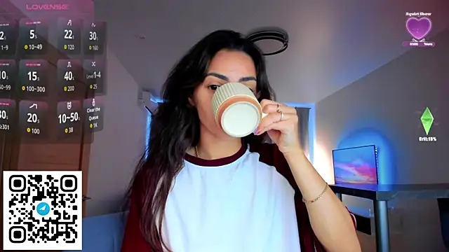 Snapshot of EmiliaZen chatting on September 2025 12:21:02 PM EmiliaZen online show from September 2025 12:21:02 PM