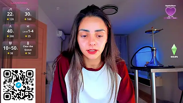 Snapshot of EmiliaZen chatting on October 2025 01:28:01 AM EmiliaZen online show from October 2025 01:28:01 AM