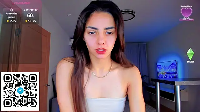 Snapshot of EmiliaZen chatting on October 2025 05:48:02 PM EmiliaZen online show from October 2025 05:48:02 PM