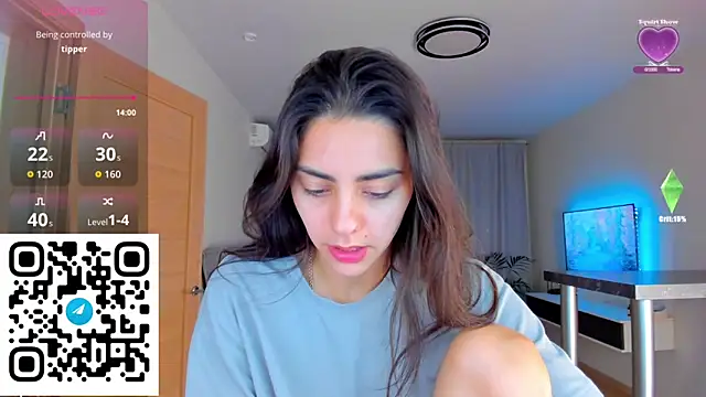 Snapshot of EmiliaZen chatting on October 2025 08:25:01 PM EmiliaZen online show from October 2025 08:25:01 PM