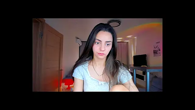 EmiliaZen online show from February 2026 03:30:01 PM