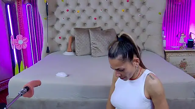 PlayfulShow online show from April 2026 08:52:02 AM