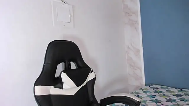 AbbyHill- online show from February 2025 06:26:02 PM