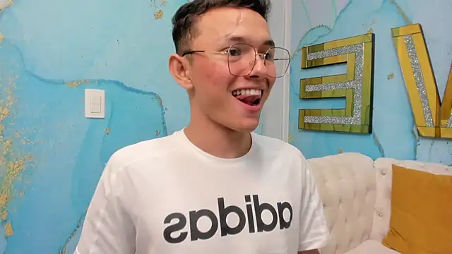 Andy dior18 online show from March 2025 02:03:02 AM