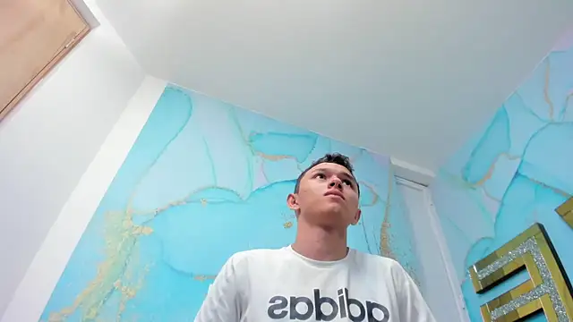 Andy dior18 online show from March 2025 02:04:01 AM