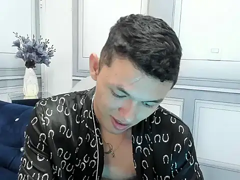 Andy dior18 online show from September 2025 10:20:02 PM