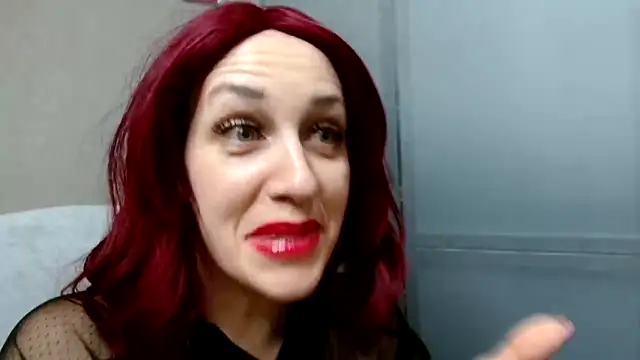 Snapshot of FetishLady89 chatting on October 2025 07:00:01 PM FetishLady89 online show from October 2025 07:00:01 PM