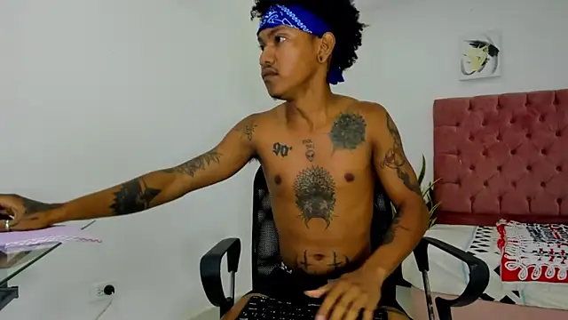 Snapshot of blackdirty420 chatting on March 2025 06:43:02 PM blackdirty420 online show from March 2025 06:43:02 PM