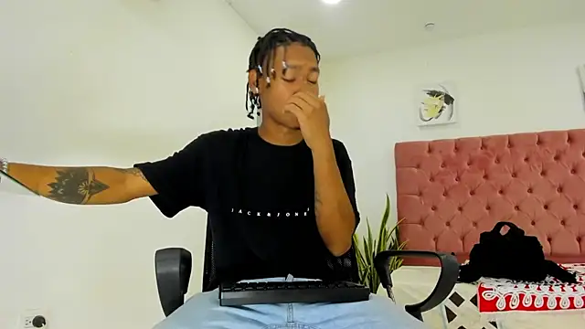 Snapshot of blackdirty420 chatting on March 2025 03:53:02 PM blackdirty420 online show from March 2025 03:53:02 PM