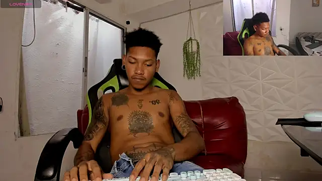 Snapshot of blackdirty420 chatting on September 2025 08:13:02 PM blackdirty420 online show from September 2025 08:13:02 PM