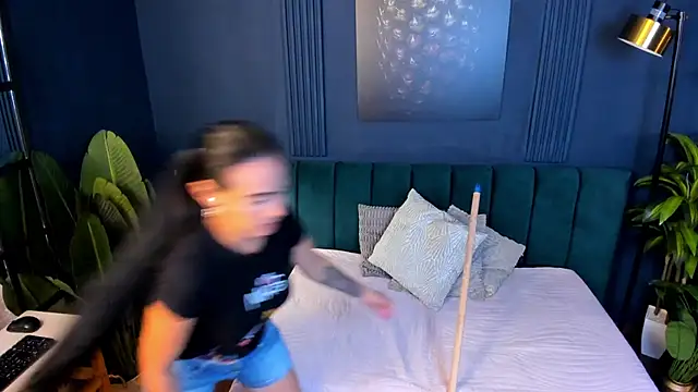 Snapshot of scarlet_edwars chatting on February 2025 01:20:02 AM scarlet edwars online show from February 2025 01:20:02 AM