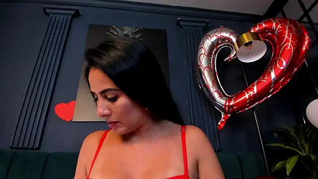 Snapshot of scarlet_edwars chatting on February 2025 10:14:02 PM scarlet edwars online show from February 2025 10:14:02 PM