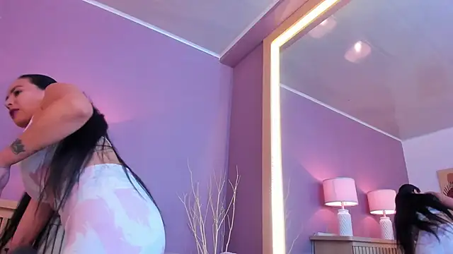 Snapshot of scarlet_edwars chatting on March 2025 01:10:02 PM scarlet edwars online show from March 2025 01:10:02 PM