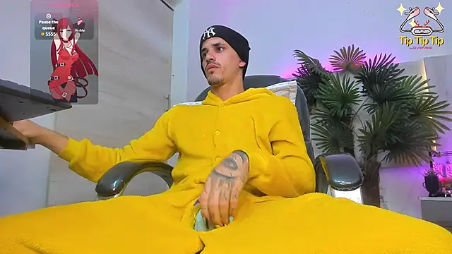 Snapshot of Dirty_Kingg chatting on September 2025 07:19:02 PM Dirty Kingg online show from September 2025 07:19:02 PM