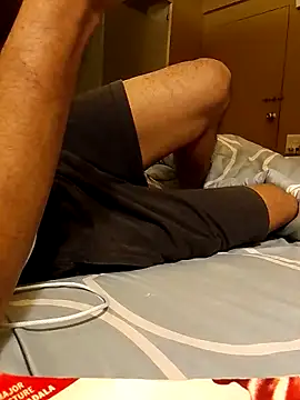 Snapshot of crazyfreaking chatting on October 2025 12:00:01 AM crazyfreaking online show from October 2025 12:00:01 AM