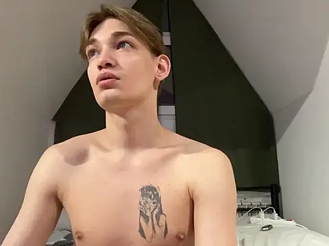 Julian wins online show from February 2025 12:48:02 PM