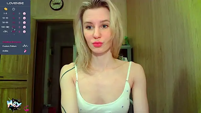 Snapshot of Caramel_piegirl chatting on February 2025 05:32:02 PM Caramel piegirl online show from February 2025 05:32:02 PM