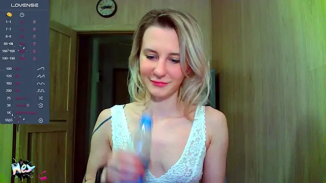 Snapshot of Caramel_piegirl chatting on September 2025 07:47:01 PM Caramel piegirl online show from September 2025 07:47:01 PM