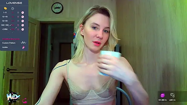 Snapshot of Caramel_piegirl chatting on September 2025 08:12:02 PM Caramel piegirl online show from September 2025 08:12:02 PM