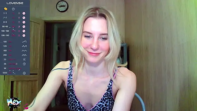 Snapshot of Caramel_piegirl chatting on September 2025 07:30:01 PM Caramel piegirl online show from September 2025 07:30:01 PM