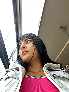 Snapshot of Dulce__Boyd chatting on February 2025 01:41:01 PM Dulce Boyd online show from February 2025 01:41:01 PM