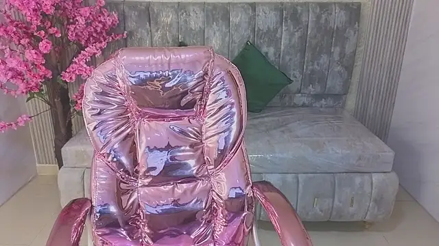 salome stockman s online show from January 2026 01:24:02 PM