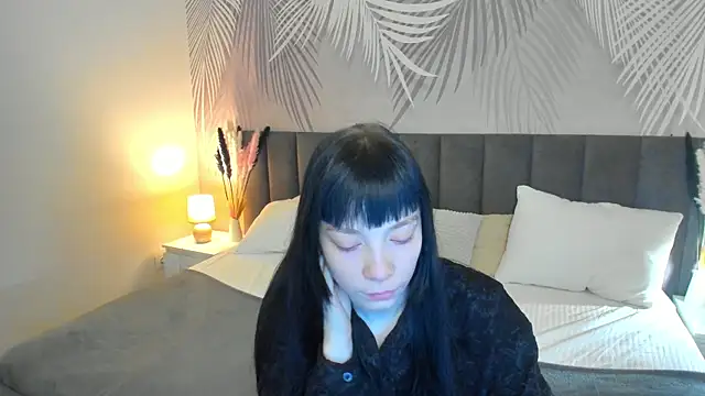 SkinyJoyce online show from March 2025 02:04:01 AM