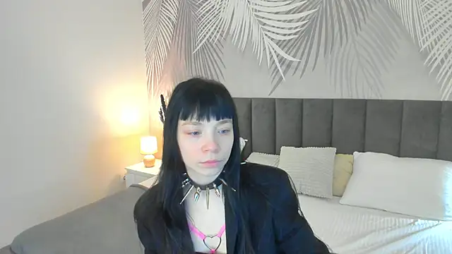 SkinyJoyce online show from March 2025 02:04:02 AM