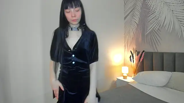 SkinyJoyce online show from March 2025 05:43:02 AM