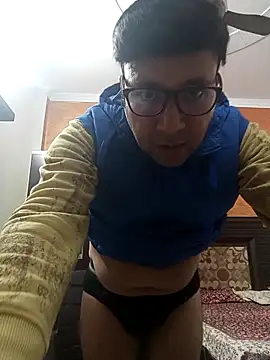 innocentboy1987 online show from November 2025 06:04:02 AM