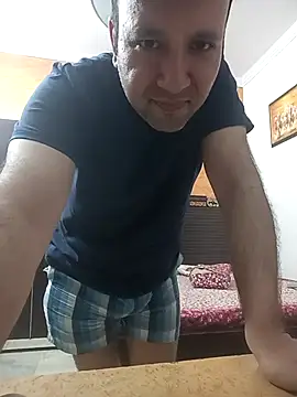 innocentboy1987 online show from April 2026 05:49:02 AM