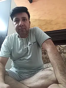 innocentboy1987 online show from April 2026 05:23:01 AM