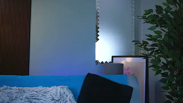 Dolce Tentacion online show from February 2025 02:25:02 PM