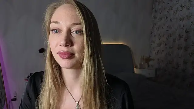 Snapshot of Engel_13 chatting on October 2025 05:55:02 PM Engel 13 online show from October 2025 05:55:02 PM