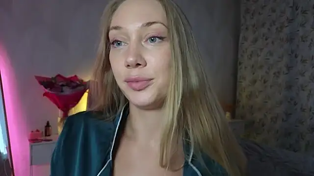 Snapshot of Engel_13 chatting on October 2025 02:05:01 PM Engel 13 online show from October 2025 02:05:01 PM