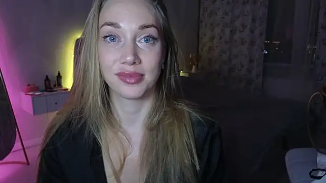 Snapshot of Engel_13 chatting on November 2025 05:30:01 PM Engel 13 online show from November 2025 05:30:01 PM