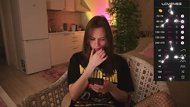 alexa feels  online show from December 2025 04:14:02 PM