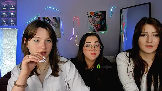 Snapshot of catherine_kitty chatting on February 2026 11:08:02 PM catherine kitty online show from February 2026 11:08:02 PM