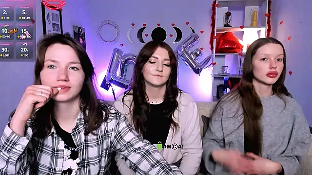 Snapshot of catherine_kitty chatting on February 2026 08:27:01 PM catherine kitty online show from February 2026 08:27:01 PM