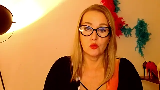leaxSTAR online show from March 2025 05:53:02 PM