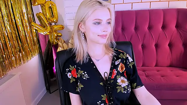 LeonaStane online show from February 2025 12:32:01 AM