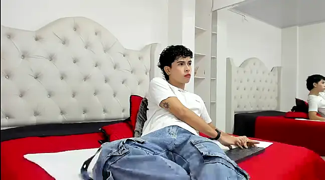 Aiiden 15 online show from February 2025 02:44:01 PM