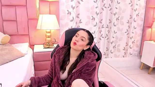 ArianaFranco online show from February 2026 12:25:01 PM