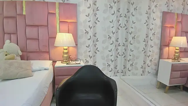 ArianaFranco online show from March 2026 01:29:02 PM